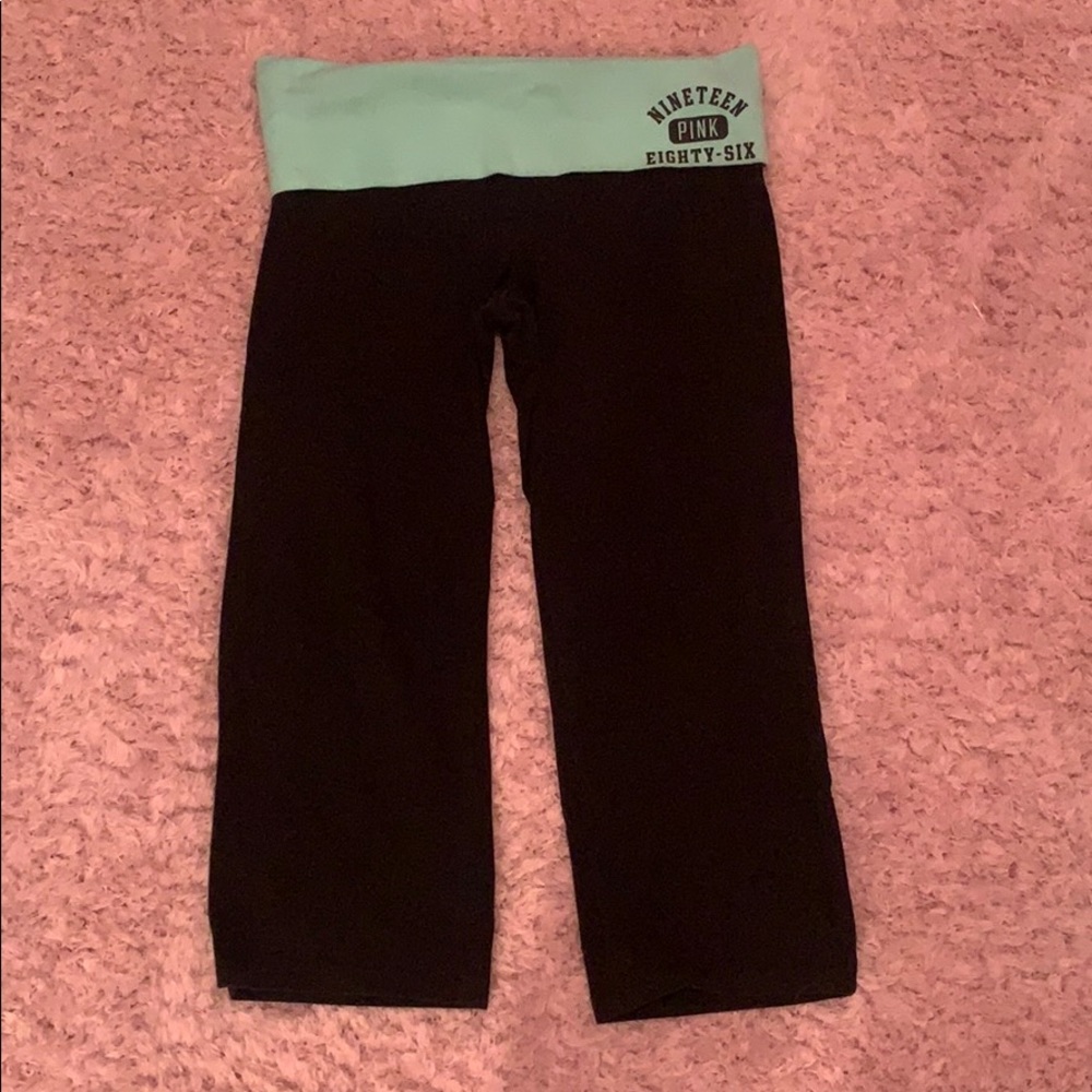 PINK Yoga Capri